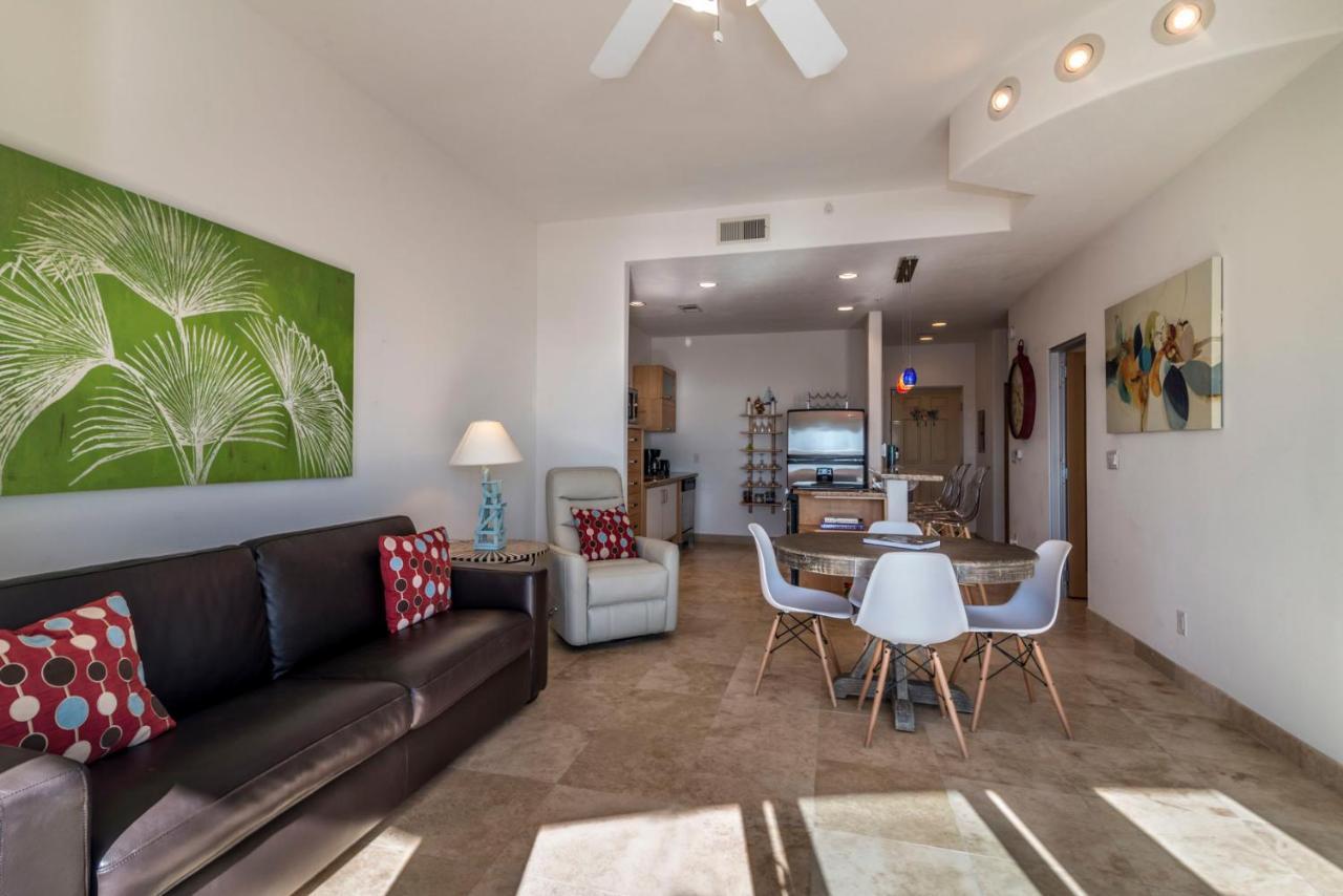 Appartamento Sea Deuce By The Ocean Galveston Esterno foto
